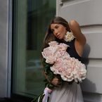 Каждой женщине важно найти свой розовый: стилист рассказал про 7 цветов, которые идут всем.