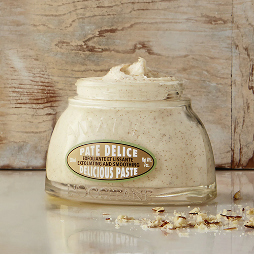 Что внутри: миндальный скраб-пилинг от L’Occitane – точно ли безопасен для сухой кожи.